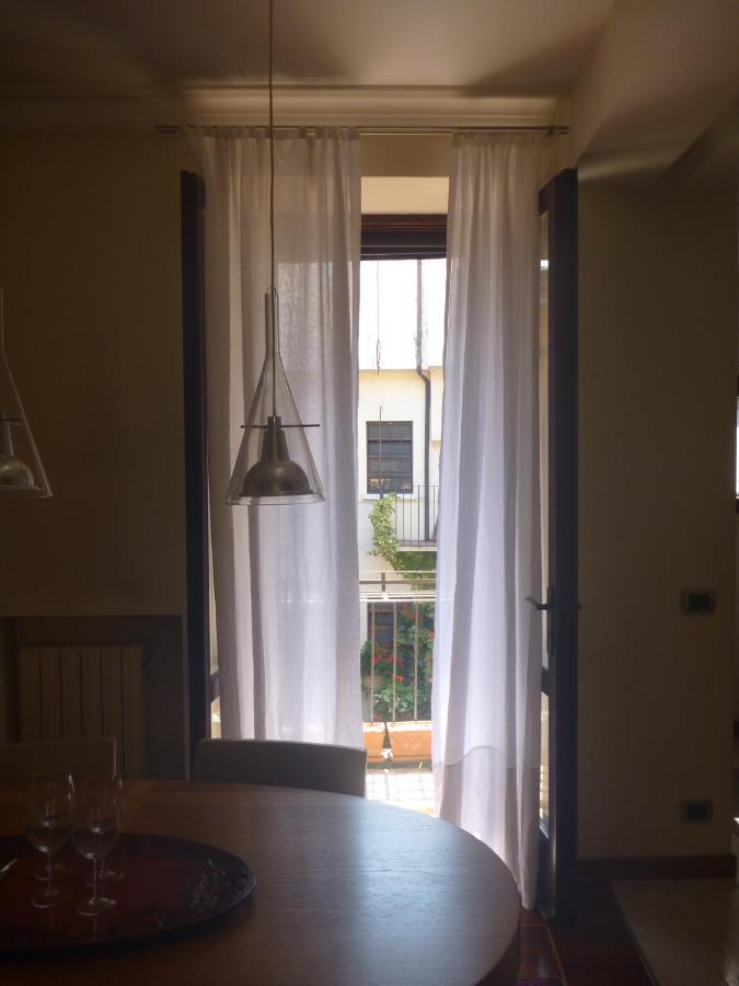 Appartamento "Domus Coeli" เวโรนา ภายนอก รูปภาพ