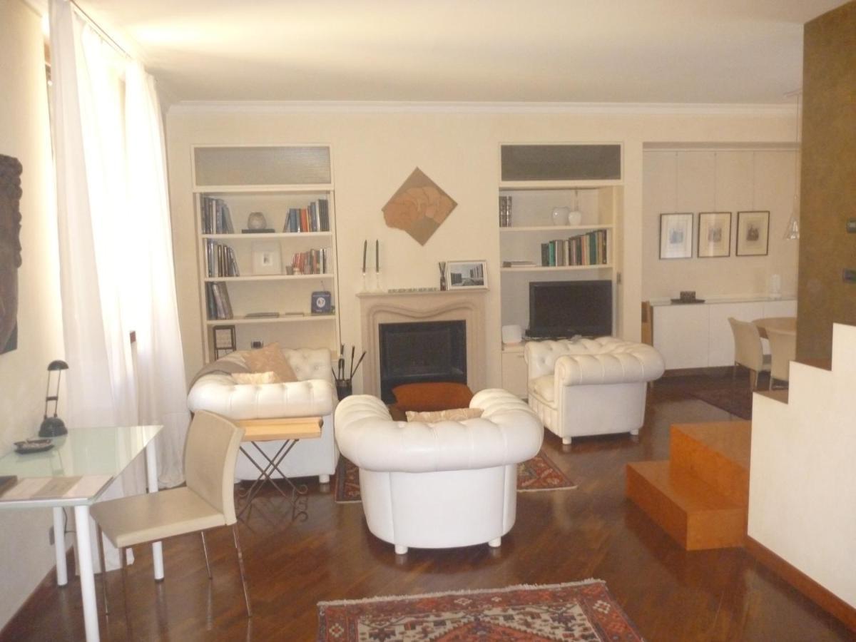 Appartamento "Domus Coeli" เวโรนา ภายนอก รูปภาพ