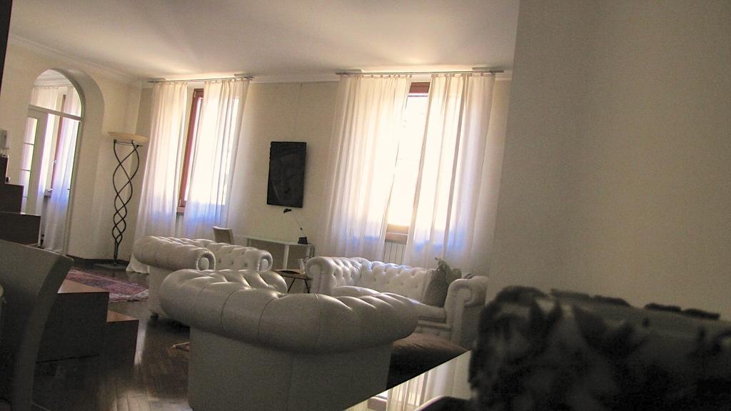 Appartamento "Domus Coeli" เวโรนา ห้อง รูปภาพ
