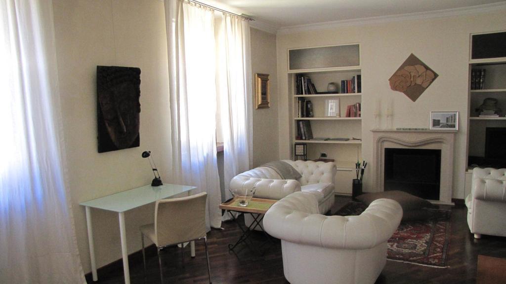 Appartamento "Domus Coeli" เวโรนา ห้อง รูปภาพ