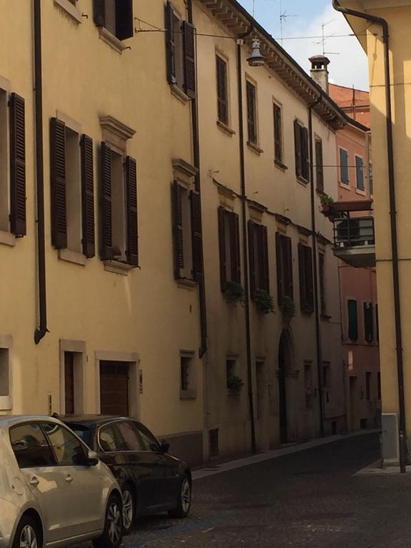Appartamento "Domus Coeli" เวโรนา ภายนอก รูปภาพ